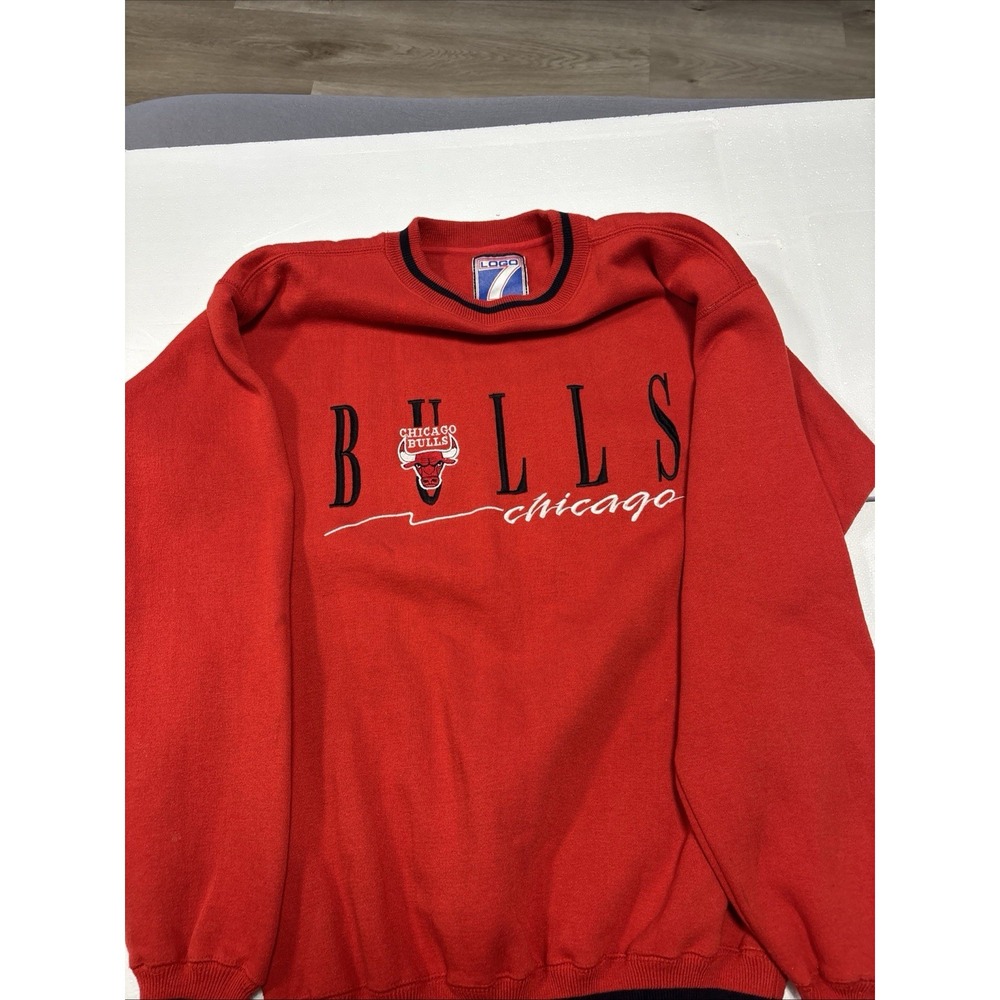 Vintage Logo  7 Chicago Bulls Red Sweater
